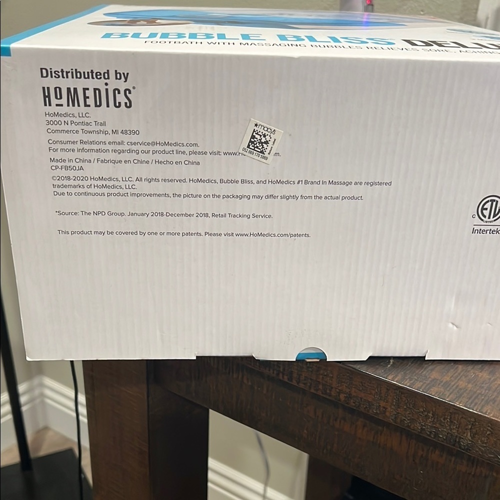 Homedics Bubble Bliss Deluxe Foot Spa in Blue and White - Picture 2 of 2